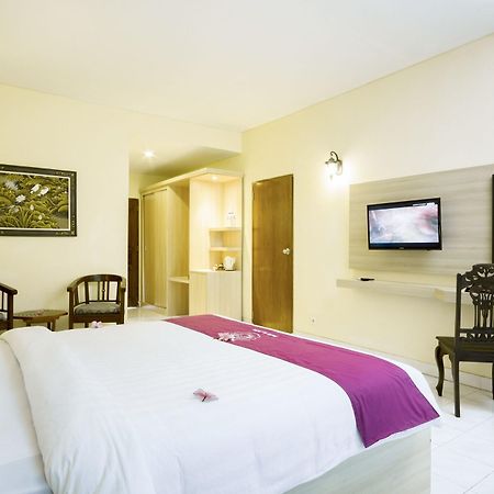 Puri Saron Senggigi Hotel Esterno foto