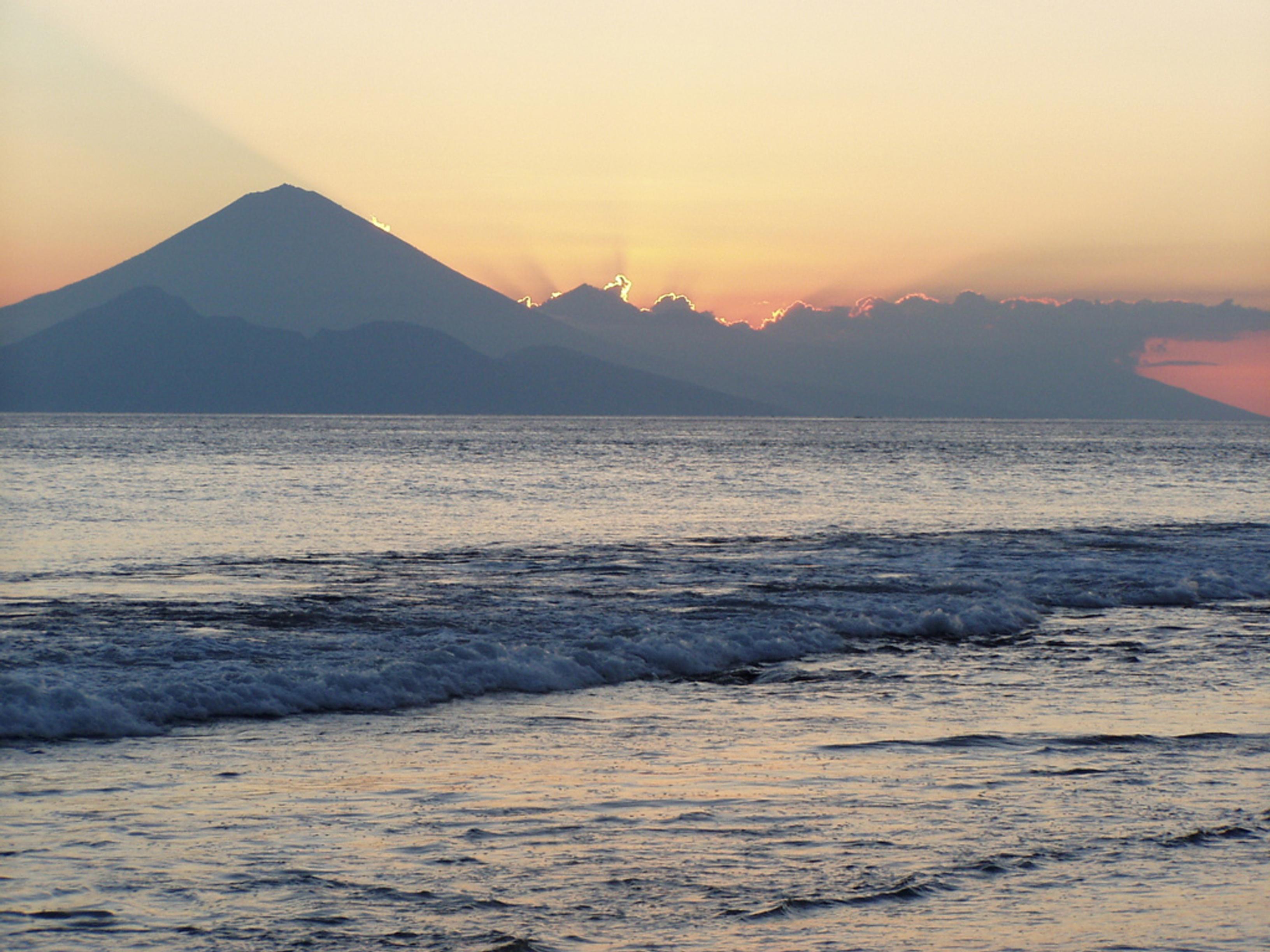 Puri Saron Senggigi Hotel Esterno foto
