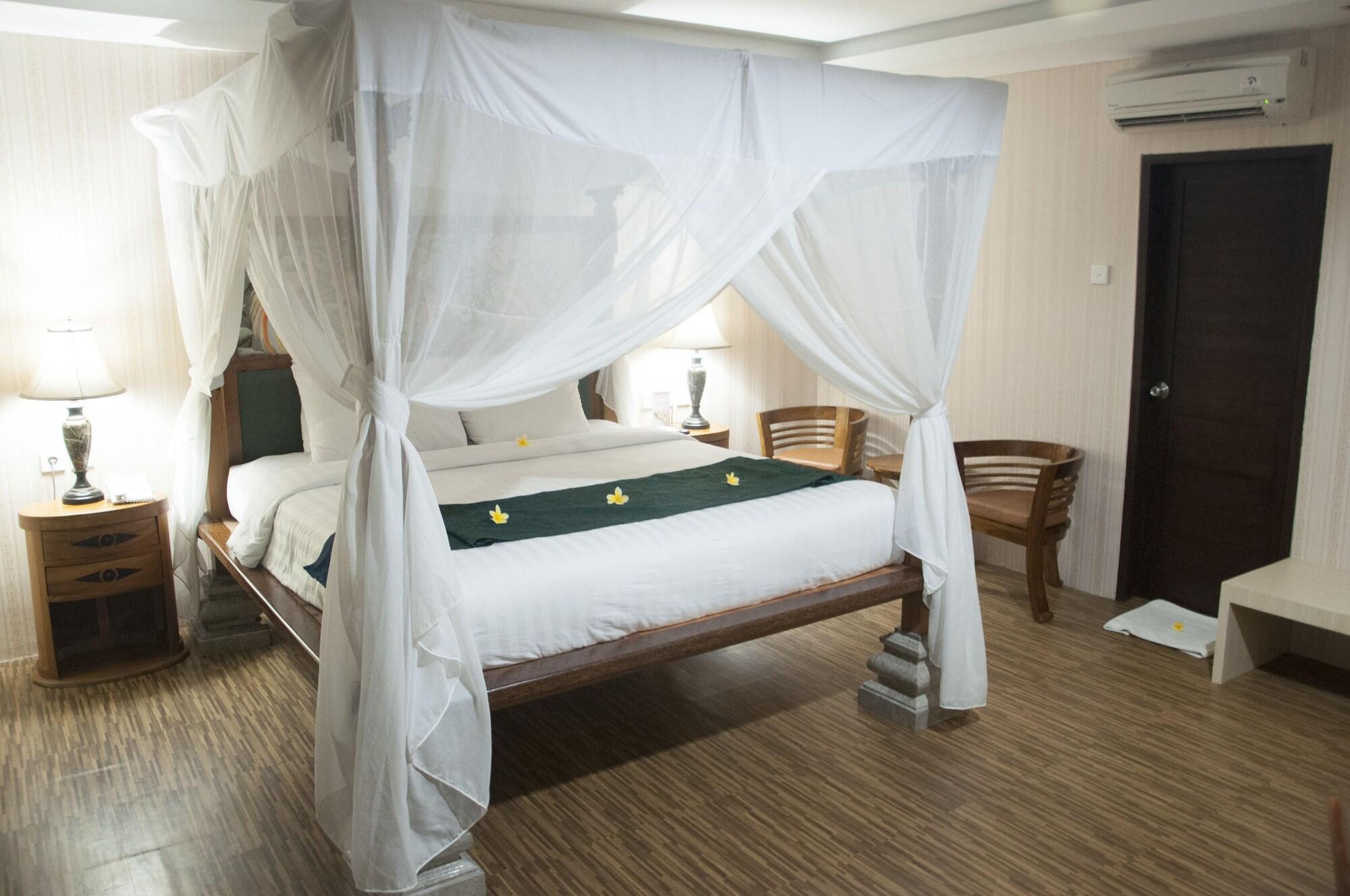 Puri Saron Senggigi Hotel Esterno foto