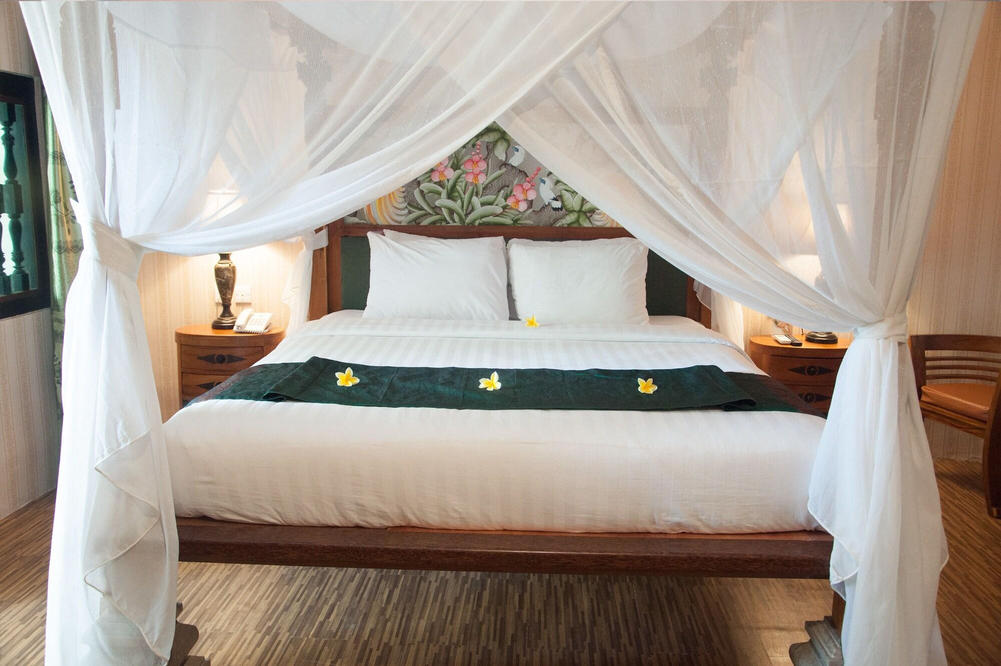 Puri Saron Senggigi Hotel Esterno foto