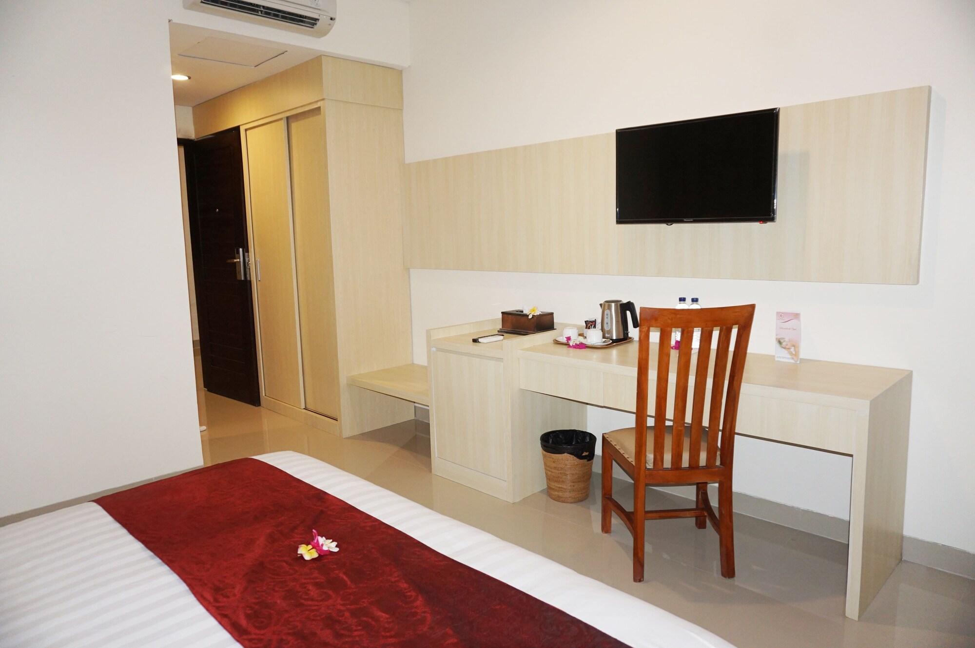 Puri Saron Senggigi Hotel Esterno foto