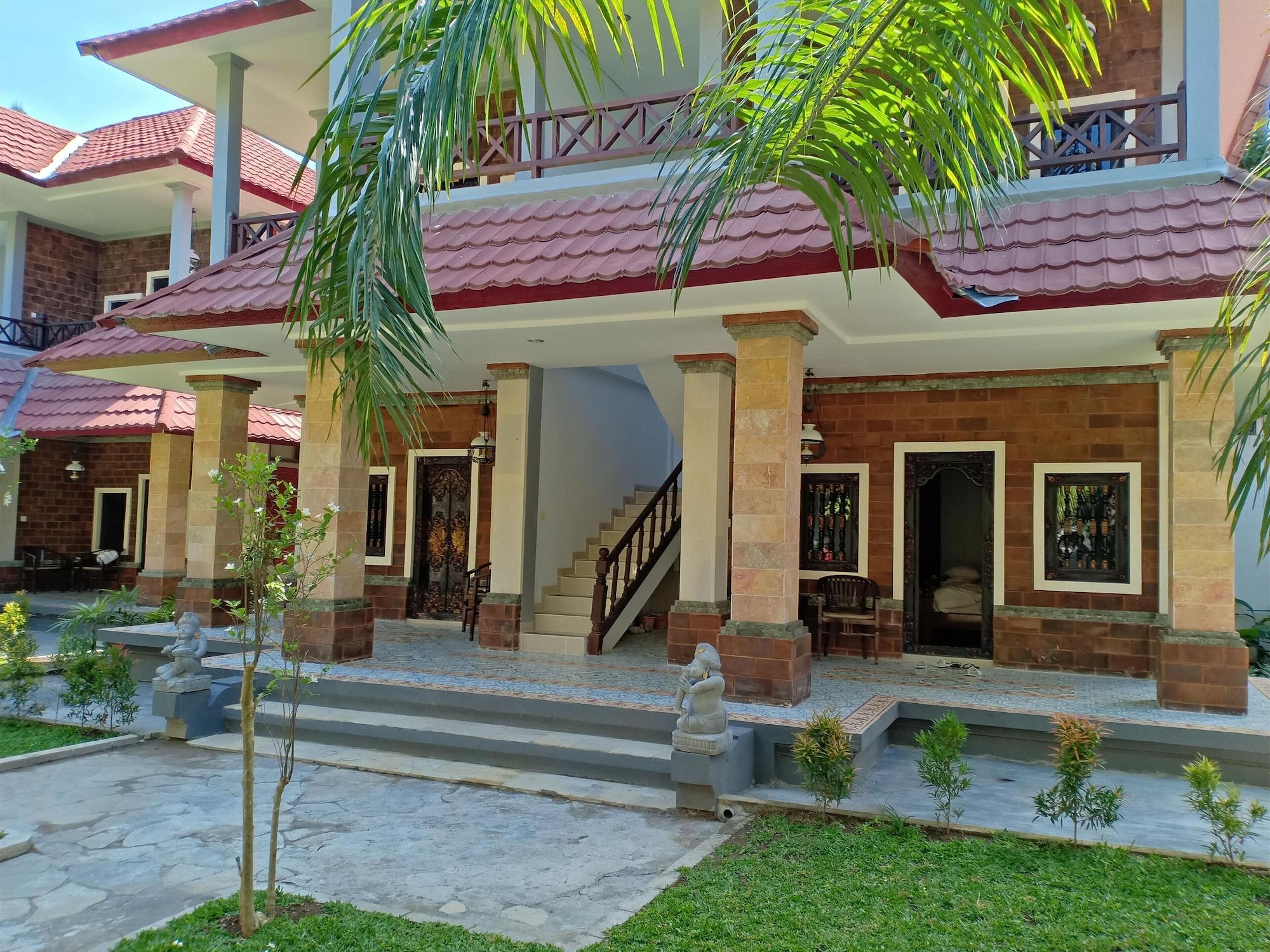 Puri Saron Senggigi Hotel Esterno foto