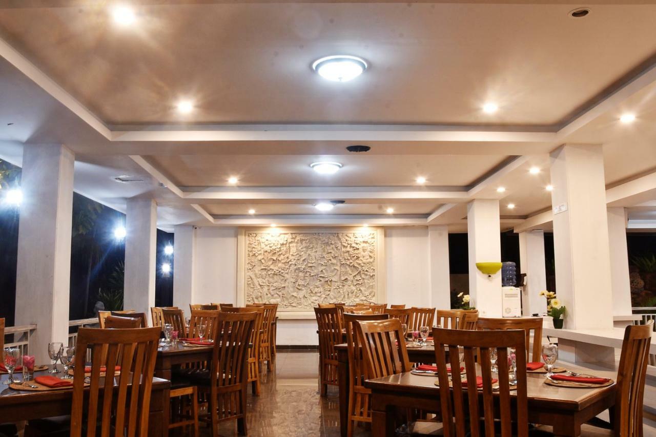Puri Saron Senggigi Hotel Esterno foto